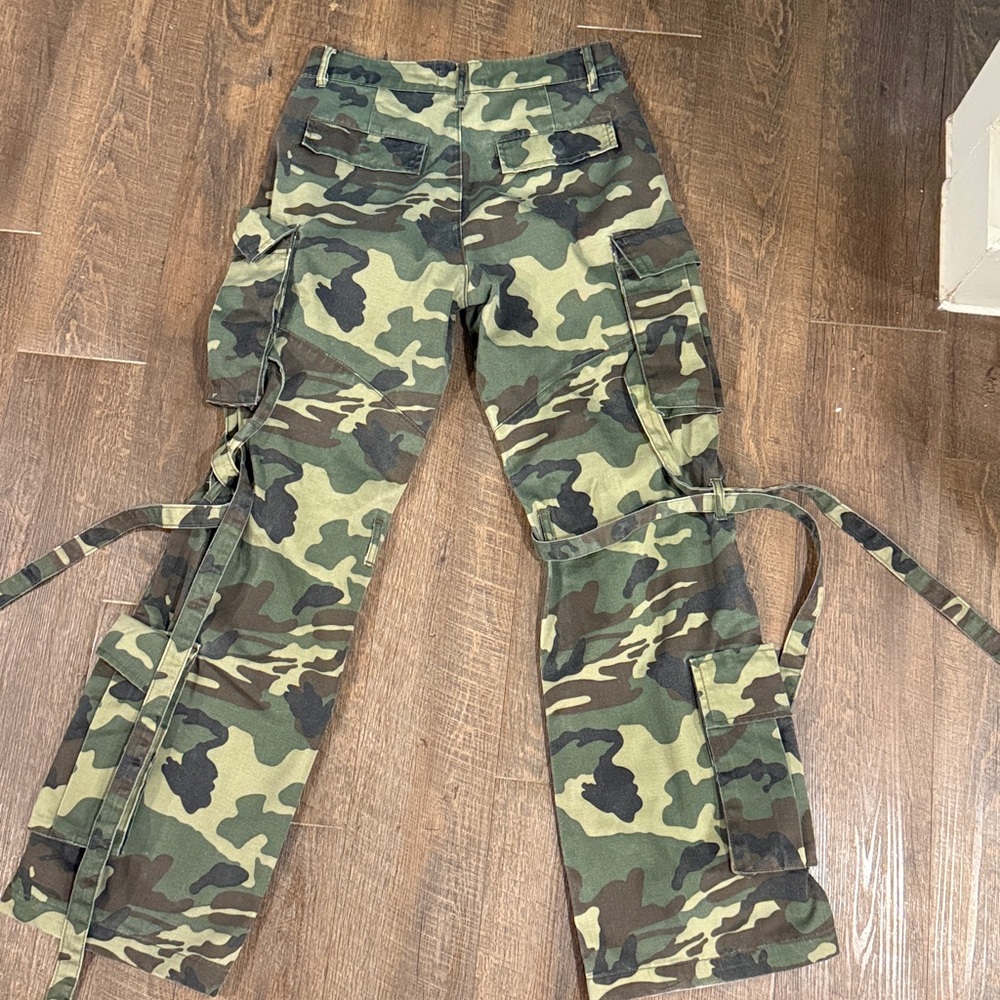 Fashion Nova Level You Up Camo Cargo Pant - Olive/combo (S) - Picture 12 of 13